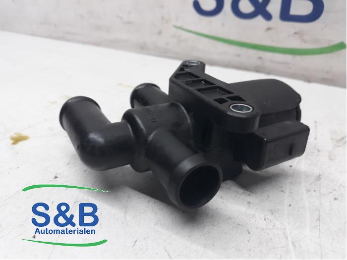 Begagnade Magnetkoppling, vattenpump Volkswagen Golf VII (AUA) 1.4 GTE 16V Pris € 50,00 Marginaltabell erbjuds av Schaap & Bron