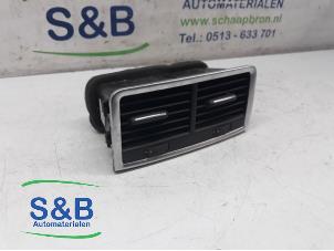 Used Dashboard vent Audi Q7 (4LB) 3.0 TDI V6 24V Price € 60,00 Margin scheme offered by Schaap & Bron