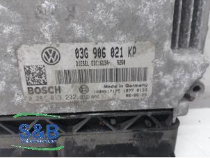 Engine management computer from a Volkswagen Golf Plus (5M1/1KP) 1.9 TDI 90 2006