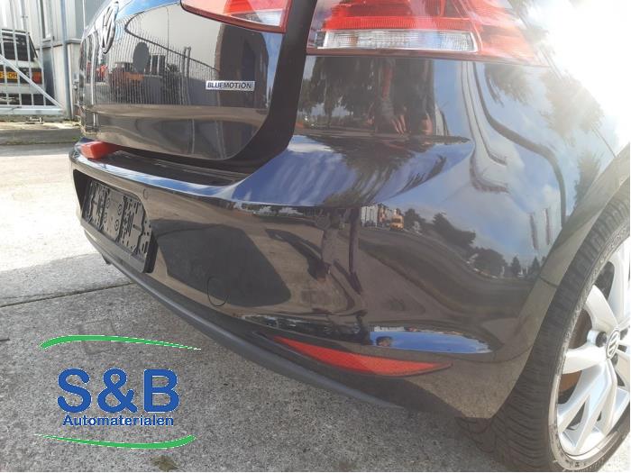 Zderzak tylny z Volkswagen Golf VII (AUA) 1.6 TDI BlueMotion 16V 2014