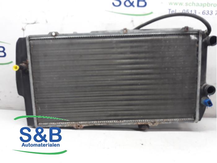 Używane Chlodnica Audi 100 Cena € 80,00 Procedura marży oferowane przez Schaap & Bron