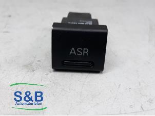 Used ASR switch Audi A4 Price € 10,00 Margin scheme offered by Schaap & Bron