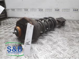 Used Rear shock absorber rod, right Mini Mini (R56) 1.4 16V One Price € 40,00 Margin scheme offered by Schaap & Bron
