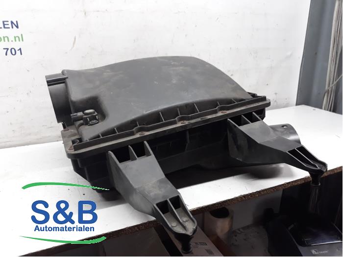 Begagnade Luftfilter Volkswagen Crafter 2.5 TDI 28/30/32/35 LWB Pris € 40,00 Marginaltabell erbjuds av Schaap & Bron
