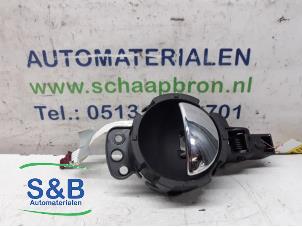 Used Door handle 2-door, right Mini Mini (R56) 1.6 16V Cooper Price € 15,00 Margin scheme offered by Schaap & Bron