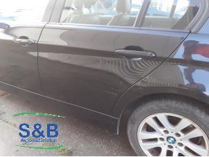 Used Rear door 4-door, left BMW 3 serie (E90) 320i 16V Price € 125,00 Margin scheme offered by Schaap & Bron