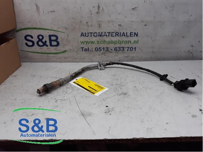 Lambda probe from a Volkswagen Passat (362) 1.8 TSI 16V 2012