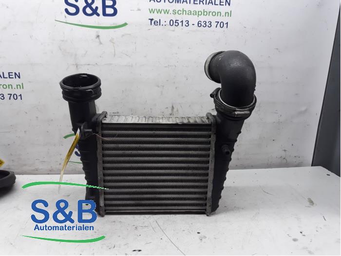 Usados Intercooler Skoda Superb (3U4) 2.0 TDI 16V Precio € 50,00 Norma de margen ofrecido por Schaap & Bron
