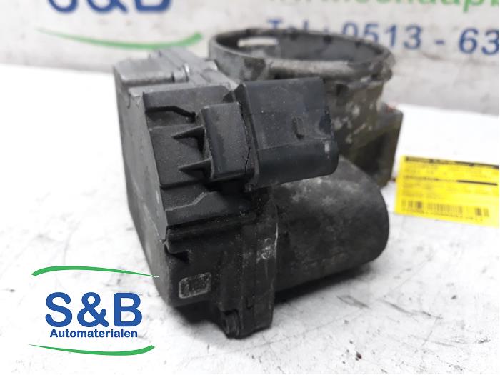 Gebrauchte Drosselklappengehäuse Audi A4 (B7) 2.5 TDI V6 24V Preis € 100,00 Margenregelung angeboten von Schaap & Bron