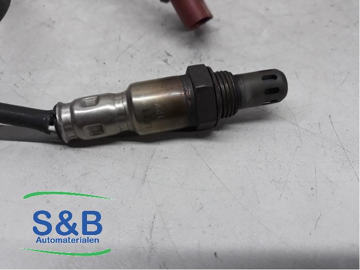 Lambda probe from a Volkswagen Up! (121) 1.0 12V 60 2012