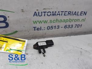 Used Fuel pressure sensor Volkswagen Golf VI (5K1) 2.0 TDI 16V Price € 20,00 Margin scheme offered by Schaap & Bron