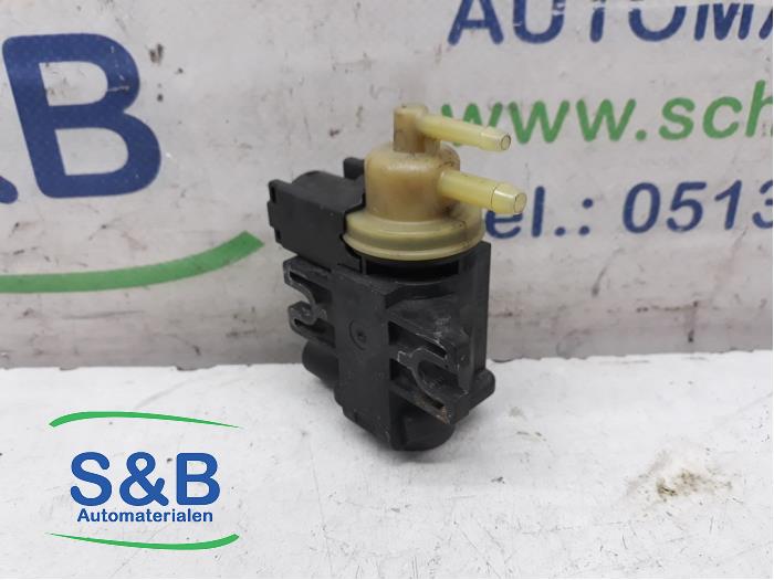 Fuel pressure sensor Audi A4 2.0 TDI 16V 8K0906627 CJCA OEM