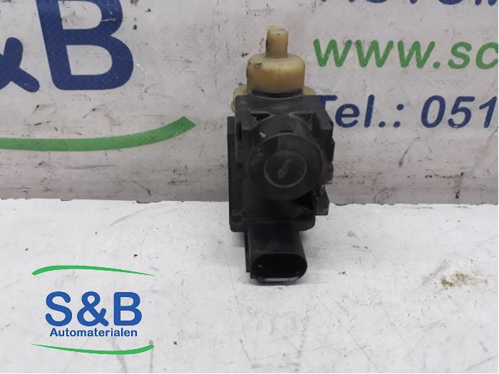 Fuel pressure sensor Audi A4 2.0 TDI 16V 8K0906627 CJCA OEM