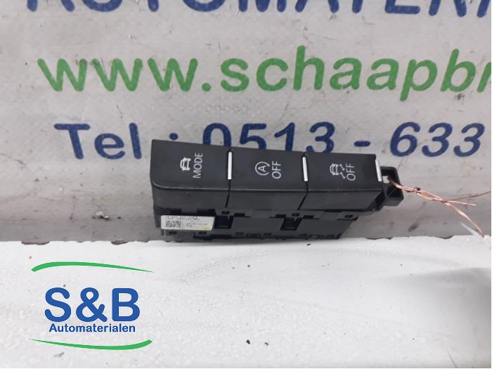 Start/stop switch from a Volkswagen Golf VII (AUA) 2.0 GTI 16V Performance Package 2013