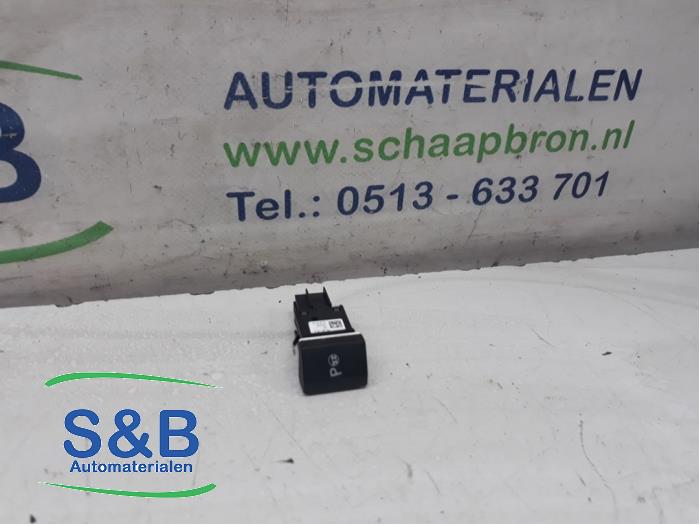 Używane Przelacznik Skoda Superb (3TAA) 1.8 TSI 16V 4x4 Cena € 15,00 Procedura marży oferowane przez Schaap & Bron