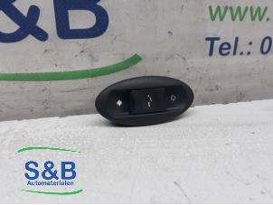 Used Sunroof switch Mini Mini Cooper S (R53) 1.6 16V Price € 15,00 Margin scheme offered by Schaap & Bron