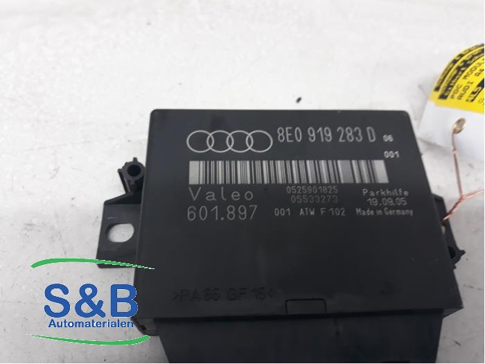 Usagé Module PDC Audi A4 (B7) 2.0 TFSI 20V Prix € 40,00 Règlement à la marge proposé par Schaap & Bron