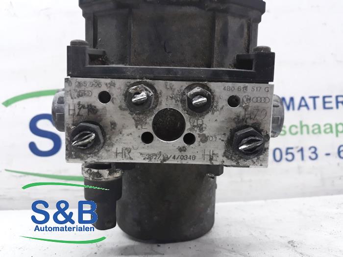 Begagnade ABS-pump Audi A6 Avant (C5) 2.4 V6 30V Pris € 50,00 Marginaltabell erbjuds av Schaap & Bron
