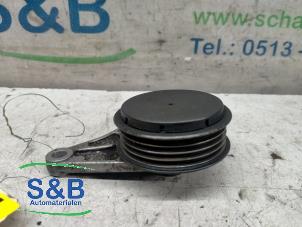 Used Belt tensioner multi Volkswagen Passat Variant (3B6) 1.9 TDI 130 Price € 20,00 Margin scheme offered by Schaap & Bron