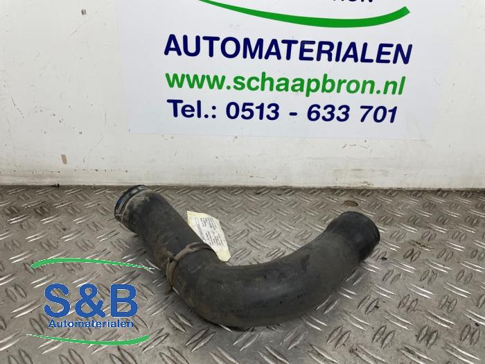 Gebrauchte Intercooler Schlauch Volkswagen Sharan (7M8/M9/M6) 1.9 TDI 115 4Motion Preis € 20,00 Margenregelung angeboten von Schaap & Bron