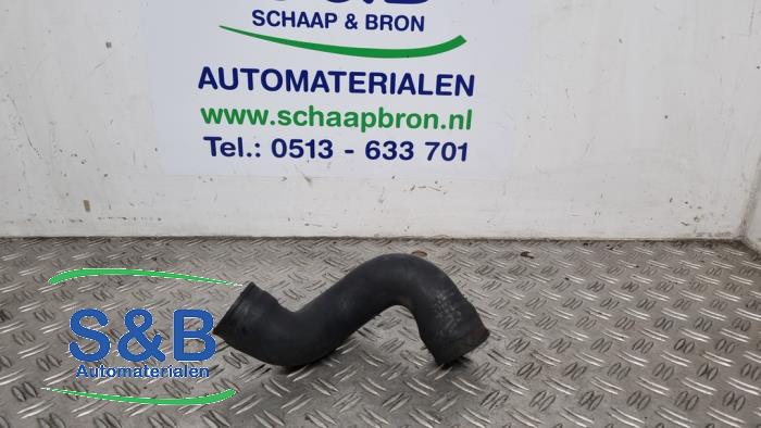 Gebrauchte Intercooler Schlauch Volkswagen Passat (3B2) 1.9 TDi 110 Preis € 24,99 Margenregelung angeboten von Schaap & Bron