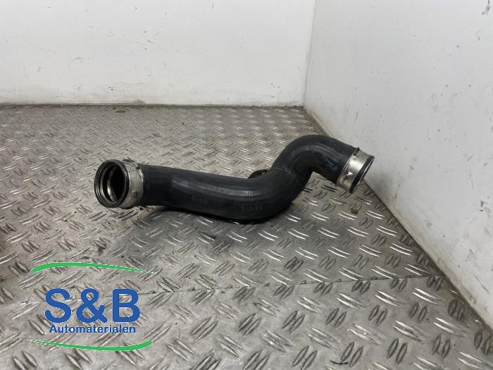 Gebrauchte Intercooler Schlauch Volkswagen Passat (3B3) 1.9 TDI 130 Preis € 20,00 Margenregelung angeboten von Schaap & Bron
