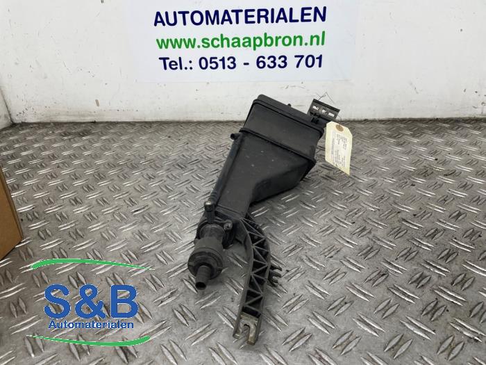 Begagnade Kolfilter Audi A4 (B5) 2.6 V6 Quattro Pris € 25,00 Marginaltabell erbjuds av Schaap & Bron