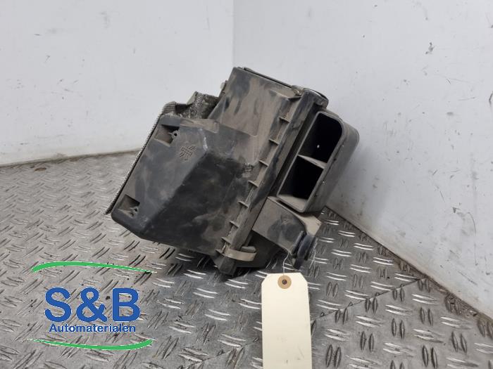 Gebrauchte Luftfiltergehäuse Volkswagen Passat (3B2) 1.9 TDi 90 Preis € 40,00 Margenregelung angeboten von Schaap & Bron