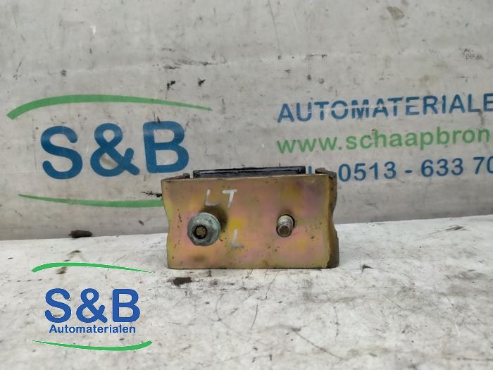 Used Engine mount Volkswagen LT II 28/31/35 2.5 Sdi Price € 33,00 Margin scheme offered by Schaap & Bron