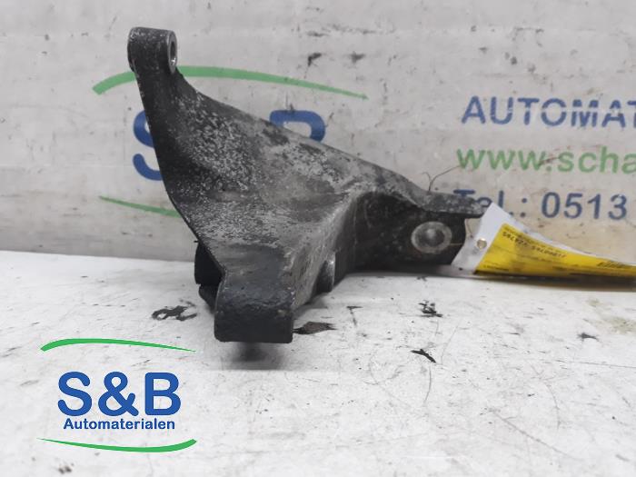 Gebrauchte Motorlager Volkswagen LT II 2.5 TDi Preis € 30,00 Margenregelung angeboten von Schaap & Bron