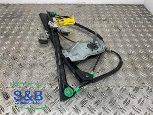 Begagnade Fönstermekanism, 4-dörrars, vänster fram Volkswagen Polo III (6N1) 1.4i 60 Pris € 25,00 Marginaltabell erbjuds av Schaap & Bron