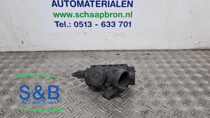 Begagnade Luftflödesmätare Volkswagen Golf II (19E) 1.3 C,CL,GL Pris € 40,00 Marginaltabell erbjuds av Schaap & Bron