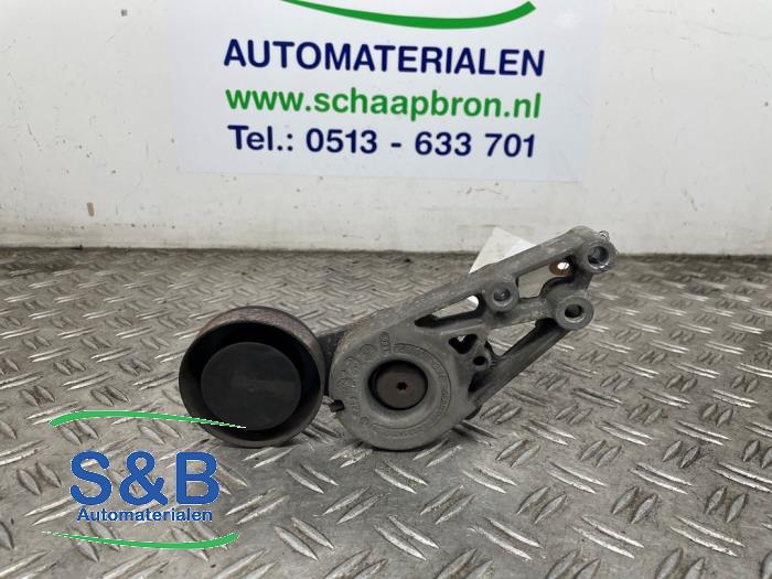 Usados Rodillo tensor correa múltiple Volkswagen Passat (3B2) 1.6 Precio € 20,00 Norma de margen ofrecido por Schaap & Bron