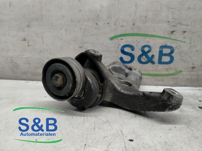 Gebrauchte Sonstige Volkswagen Touran Preis € 50,00 Margenregelung angeboten von Schaap & Bron