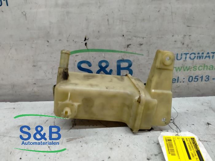 Begagnade Styrservotank Audi 80 (B4) 1.9 TDI Pris € 15,00 Marginaltabell erbjuds av Schaap & Bron