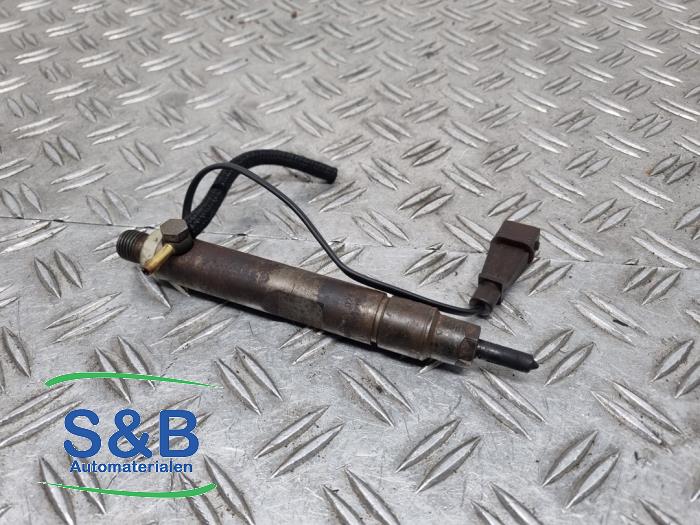 Usagé Injecteurs Volkswagen Golf III (1H1) 1.9 TDI Syncro Prix € 49,99 Règlement à la marge proposé par Schaap & Bron