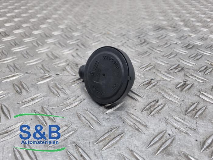 Usagé Ventilation carter Audi A3 Quattro (8L1) 1.8 T 20V Prix € 19,99 Règlement à la marge proposé par Schaap & Bron
