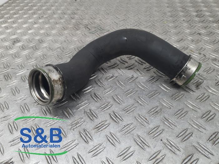 Usados Manguera intercooler Volkswagen Transporter T5 2.5 TDi Precio € 25,00 Norma de margen ofrecido por Schaap & Bron