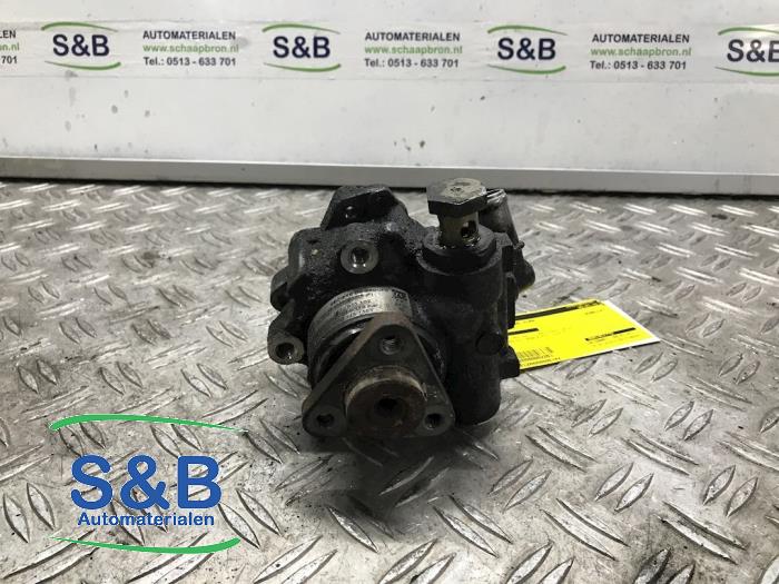 Usagé Pompe de direction Volkswagen Passat (3B3) 1.9 TDI 130 Prix € 35,00 Règlement à la marge proposé par Schaap & Bron