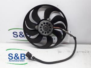 Usagé Moto ventilateur Volkswagen Polo IV (9N1/2/3) 1.2 12V Prix € 35,00 Règlement à la marge proposé par Schaap & Bron