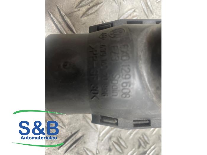 Luftmengenmesser van een Volkswagen Polo III (6N1) 1.4i 60 1997