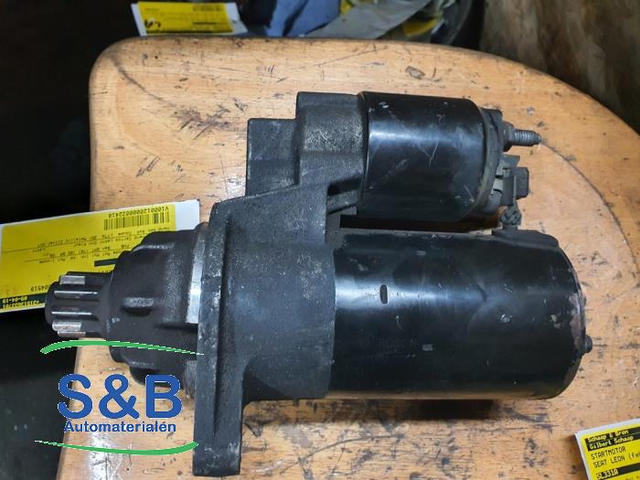 Begagnade Startmotor Seat Leon (1M1) 1.8 20V T Cupra R Pris € 40,00 Marginaltabell erbjuds av Schaap & Bron