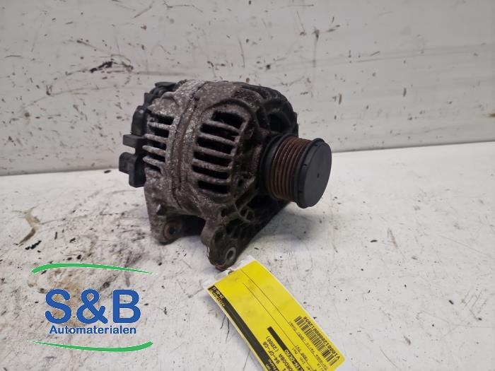 Gebrauchte Dynamo Volkswagen Golf IV (1J1) 1.9 TDI 100 4Motion Preis € 50,00 Margenregelung angeboten von Schaap & Bron