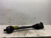 Front drive shaft, left from a Audi A4 (B6), 2000 / 2005 2.0 20V, Saloon, 4-dr, Petrol, 1.984cc, 96kW (131pk), FWD, ALT, 2000-11 / 2005-01, 8E2 2005