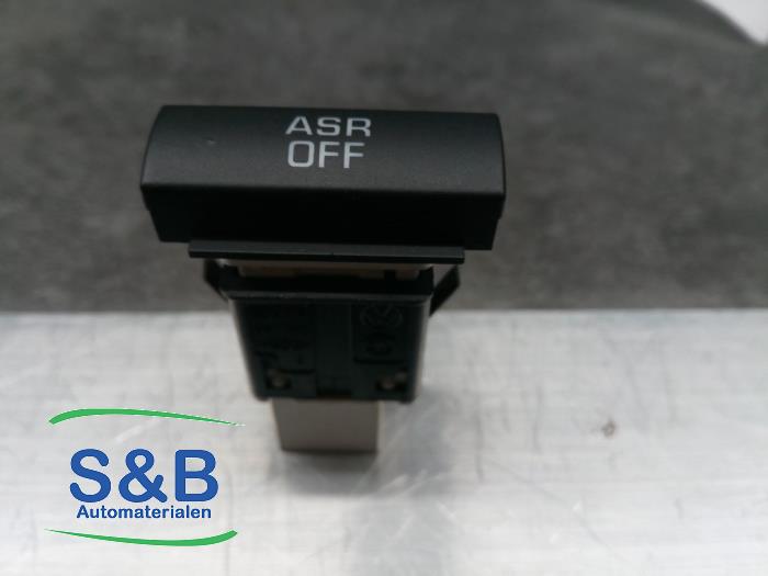 Traction control switch