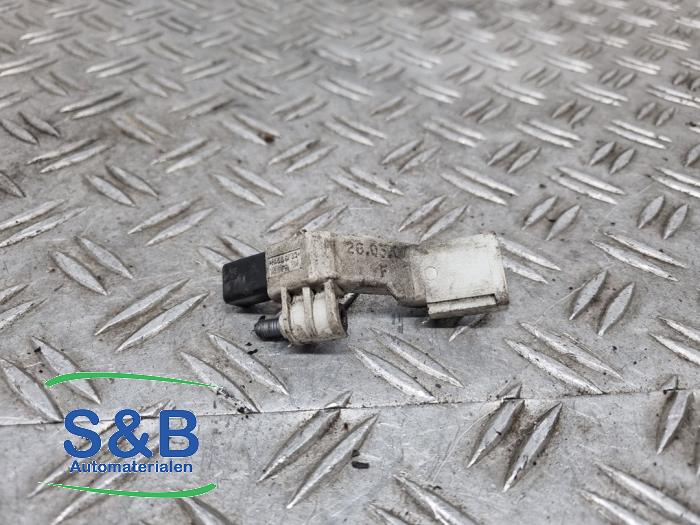 Begagnade Vevaxelsensor Volkswagen Golf V (1K1) 1.4 16V Pris € 15,00 Marginaltabell erbjuds av Schaap & Bron