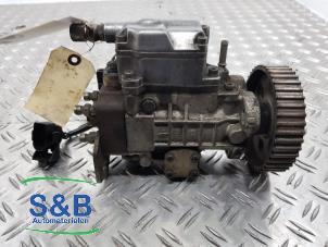 Usados Bomba de gasolina mecánica Volkswagen Passat (35I) 1.9 D Precio € 150,00 Norma de margen ofrecido por Schaap & Bron