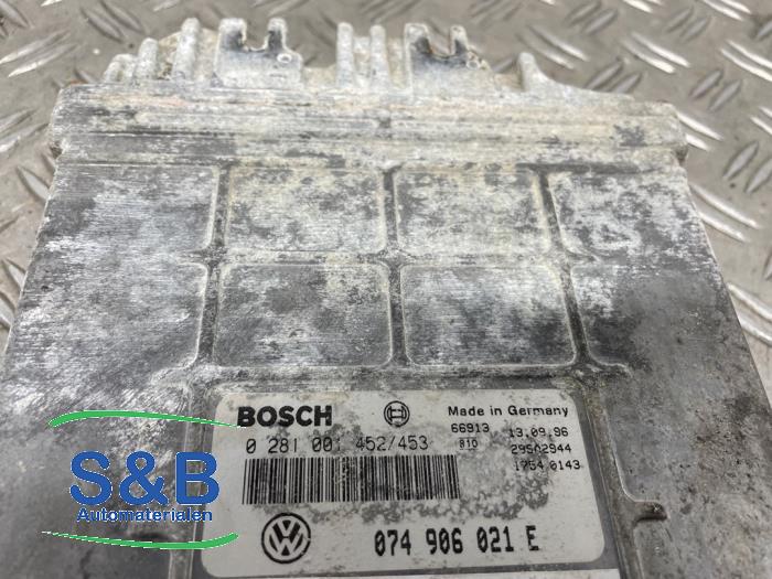 Used Engine management computer Volkswagen LT II 2.5 TDi Price € 170,00 Margin scheme offered by Schaap & Bron