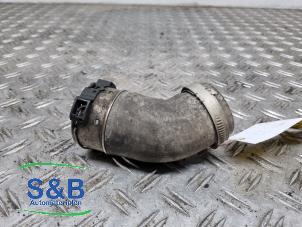 Intercooler Schlauch van een Volkswagen Transporter/Caravelle T5 2.0 TDI DRF 2012