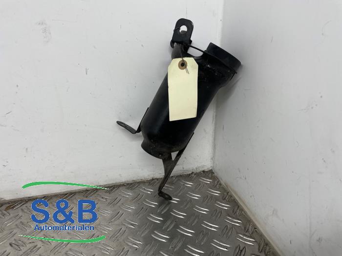 Begagnade Bränslefilterhus Volkswagen Polo IV (9N1/2/3) 1.9 TDI 100 Pris € 25,00 Marginaltabell erbjuds av Schaap & Bron